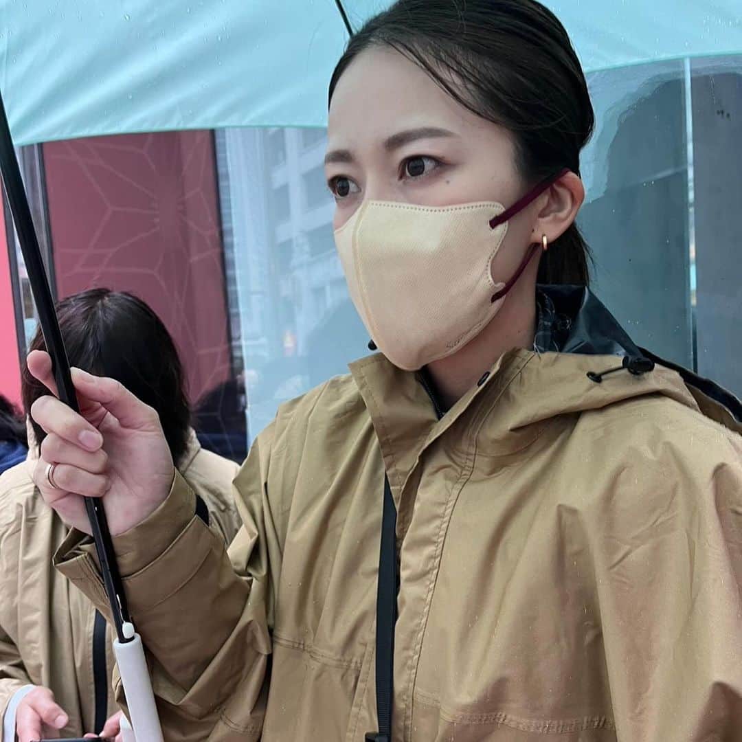大迫あゆみさんのインスタグラム写真 - (大迫あゆみInstagram)「ドラマを作る男・スグルオオサコ元気だよ🙆‍♀️足の爪は死んでるみたいだけど🦶今回はあゆみのパリでのショッピング権はお預けだなぁ〜もう絶対どうにかしてもらう〜〜🥺🥖🛍️笑 いろんな人に応援してもらえて有難い限りです。安全なレースをさせてもらえることにも感謝しないとですね。  #mgc #応援 #隠し切れない寝不足感 #終わって速攻義母とビール #ピッチャーで #楽しかった」10月15日 20時53分 - ayu_sako