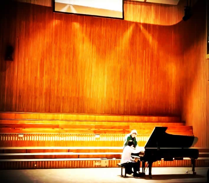 牛田智大のインスタグラム：「I have turned 24 years old - today I will be playing in a tribute concert to Chopin at the Fryderyk Chopin University of music. It feels somehow special to be here on this day.」