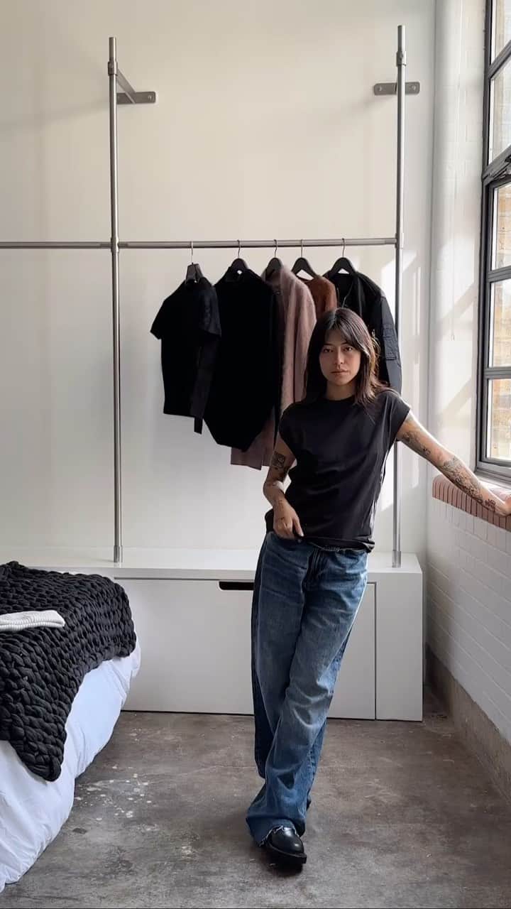 オールセインツのインスタグラム：「Feelin’ luuuxxxe with @honeybunmary.  Wearing the Rebel Crew Neck Jumper, Rebel T-Shirt,  Tessa Cardigan and Ridley Jumper.」