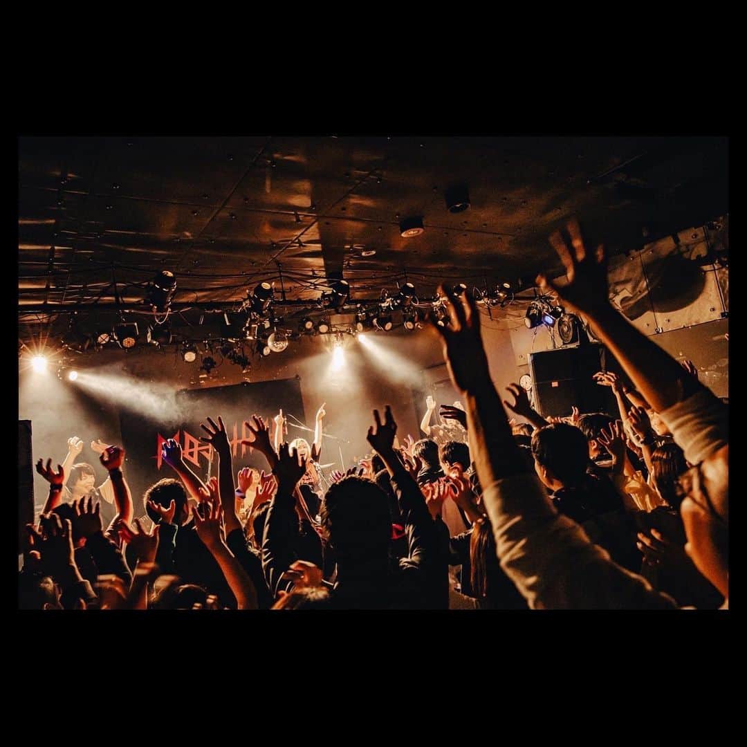 MOSHIMOさんのインスタグラム写真 - (MOSHIMOInstagram)「. 2023.10.15 「REVENGE & CHALLENGE TOUR」 仙台 enn 3rd  photo by @soichiro_shi」10月15日 23時07分 - moshimo_band