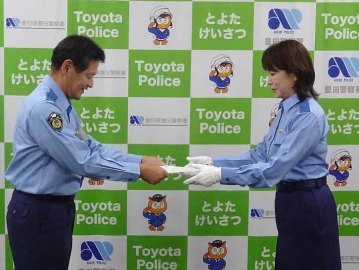 矢野きよ実さんのインスタグラム写真 - (矢野きよ実Instagram)「豊田警察署の野村署長より 一日警察署長に任命され、当日は豊田警察署のオレオレ詐欺や架空請求詐欺の特殊詐欺に関する寸劇や、特殊詐欺危険ポイントのお話を野村署長させていただきそして50分ほど特別講演をさせていただきました。 令和4年は愛知県だけで20億を超える被害がありました。 尊いお金をだまされてはなるものか！ どんな内容かを知ることが大切です！ 留守番電話機能付きにする 犯人とはとにかく話さないこと お金の話が出たら切ってしまえばいい そして、とにかく相談！  「サギは相談」と書を書かせていただいたオリジナル啓発グッズも配布しました。  野村署長時は東北の震災時は指令部にいらっしゃいました。その後休みの日にはボランティアもされ、いつも同じ想いで東北を語り合います。今年の震災十三回忌には 東北にいらっしゃり、 石巻雄勝の海で黙祷を捧げました。 野村署長は女川へ私たち無敵プロジェクトは石巻へ…… 志の高い署長に心からリスペクトです。 　  10月14日(土) 会場：豊田市福祉センター（豊田市錦町1丁目1番地１） 時間：13時30分～15時 お問い合わせ：豊田警察署生活安全課：0565-35-0110 #yanokiyomi #矢野きよ実 #矢野きよ実の書 #豊田警察署」10月15日 23時32分 - yanokiyomi