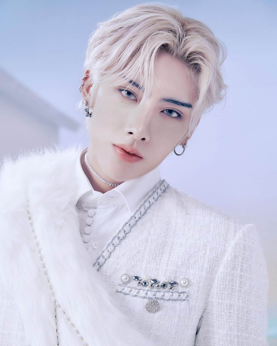 ZEROBASEONEさんのインスタグラム写真 - (ZEROBASEONEInstagram)「ZEROBASEONE The 2nd Mini Album [𝗠𝗘𝗟𝗧𝗜𝗡𝗚 𝗣𝗢𝗜𝗡𝗧]  Concept Photo Fairytale ver. #RICKY #리키  2023.11.06 18:00 (KST)  #ZEROBASEONE #ZB1 #제로베이스원  #MELTINGPOINT」10月16日 0時02分 - zb1official