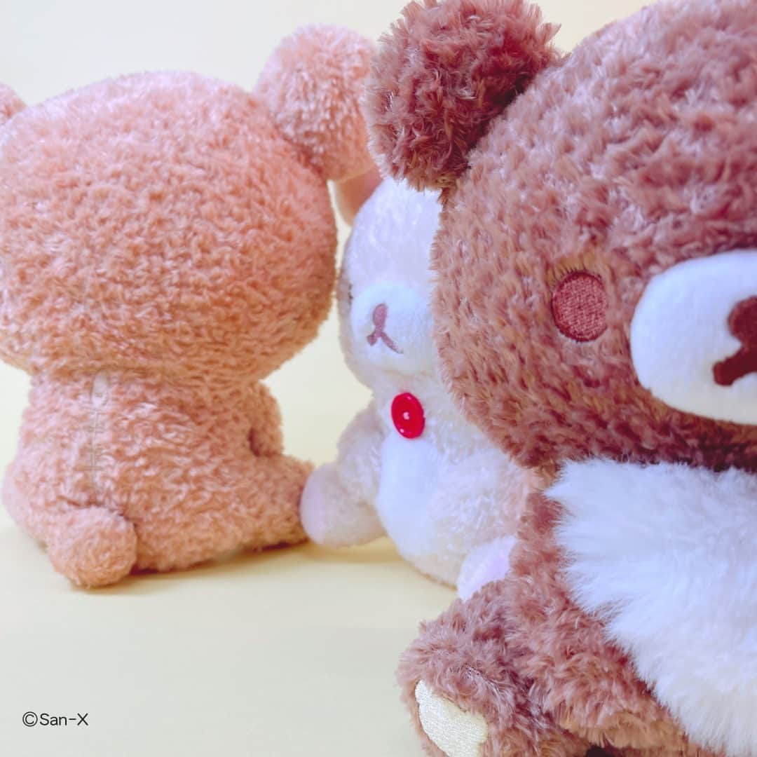 Rilakkuma US（リラックマ）のインスタグラム：「These Rilakkuma milk tea latte plush are a warm and cuddly addition to your autumn mornings! ☕️🍂🍁  #rilakkumaus #rilakkuma #sanx #sanxoriginal #kawaii #plush #plushies #リラックマ #サンエックス #latte #milktea」