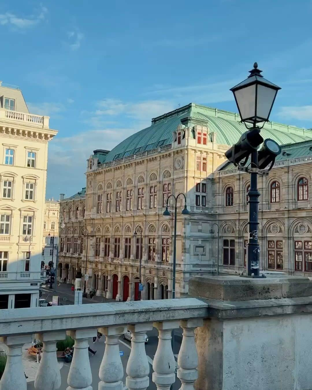 Wien | Viennaのインスタグラム：「Wandering through Vienna, one enchanting corner at a time. 🥰❤️ by @meolafrancesco #ViennaNow   #vienna #wien #vienna_austria #vienna_city #visitvienna #viennagram #ilovevienna #wienliebe #traveleurope #traveltheworld #travel」