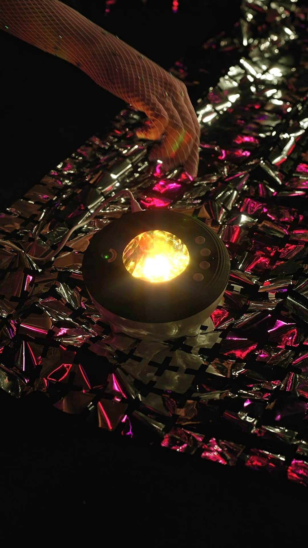 SHEINのインスタグラム：「Light up your next celebration with so much shimmering glow it would make even the living dead perk up and party 🧟🪩✨  🔎17729776 15360990 1029530  #SHEINhalloweenparty #saveinstyle」