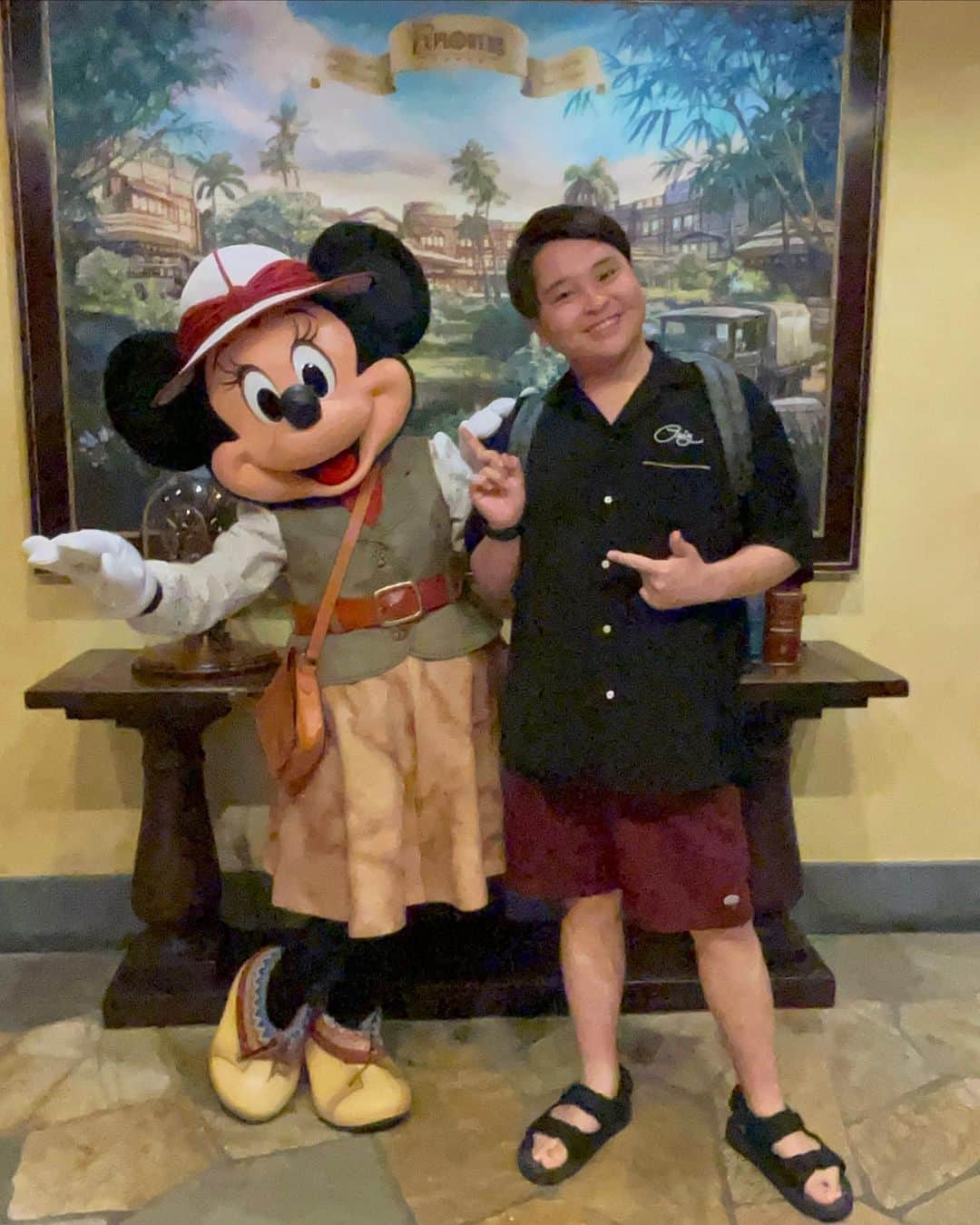 小豆澤英輝さんのインスタグラム写真 - (小豆澤英輝Instagram)「ディズニー100周年 おめでとうございます。 お陰様でキモヲタやらせていただいてます。 ミニーをこの世に生み出して頂きありがとうございます。これからもよろしくお願いいたします。 香港ディズニーでのミニー様を載せておきます。  本国にも、いつか伺わせて頂きたく存じます。  #disney100 #minniemouse #香港ディズニーランド #香港迪士尼樂園 #hongkongdisneyland #香港迪士尼樂園」10月16日 2時56分 - aikiazukizawa
