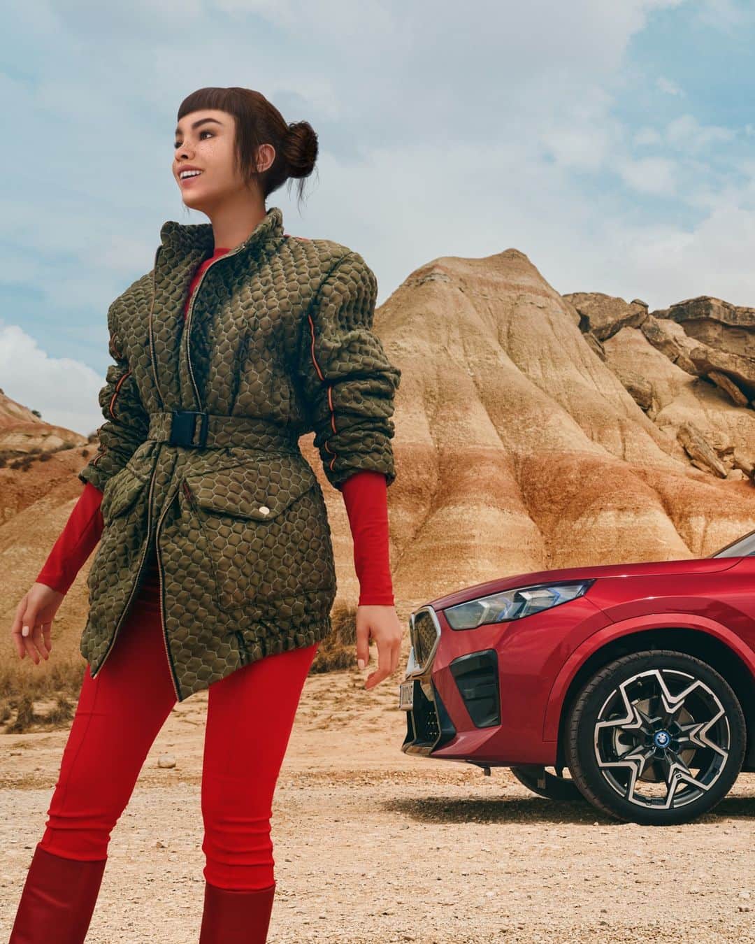 BMWのインスタグラム：「Make it next-level. Make it real. 📸  @lilmiquela and the first-ever BMW iX2. 100% electric. #THENEWiX2 #BMWiX2 #BMW #BMWi #BMWElectric __ BMW iX2 xDrive30: Combined power consumption: 17.7–16.3 kWh/100 km. Combined CO2 emissions: 0 g/km. Electric range: 417–449 kilometers. All data according to WLTP. Further info: www.bmw.com/disclaimer」