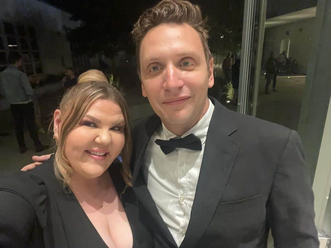 アシュリー・フィンクのインスタグラム：「I had the absolute honor of getting to see my Zachy baby play ON his birthday in the Santa Monica Symphony Orchestra. I. Love. You. So. Much. You. Talented. Brilliant. Birthday. Boy. Happy, happy birthday @zachzyskowski 🎂🎻💕」