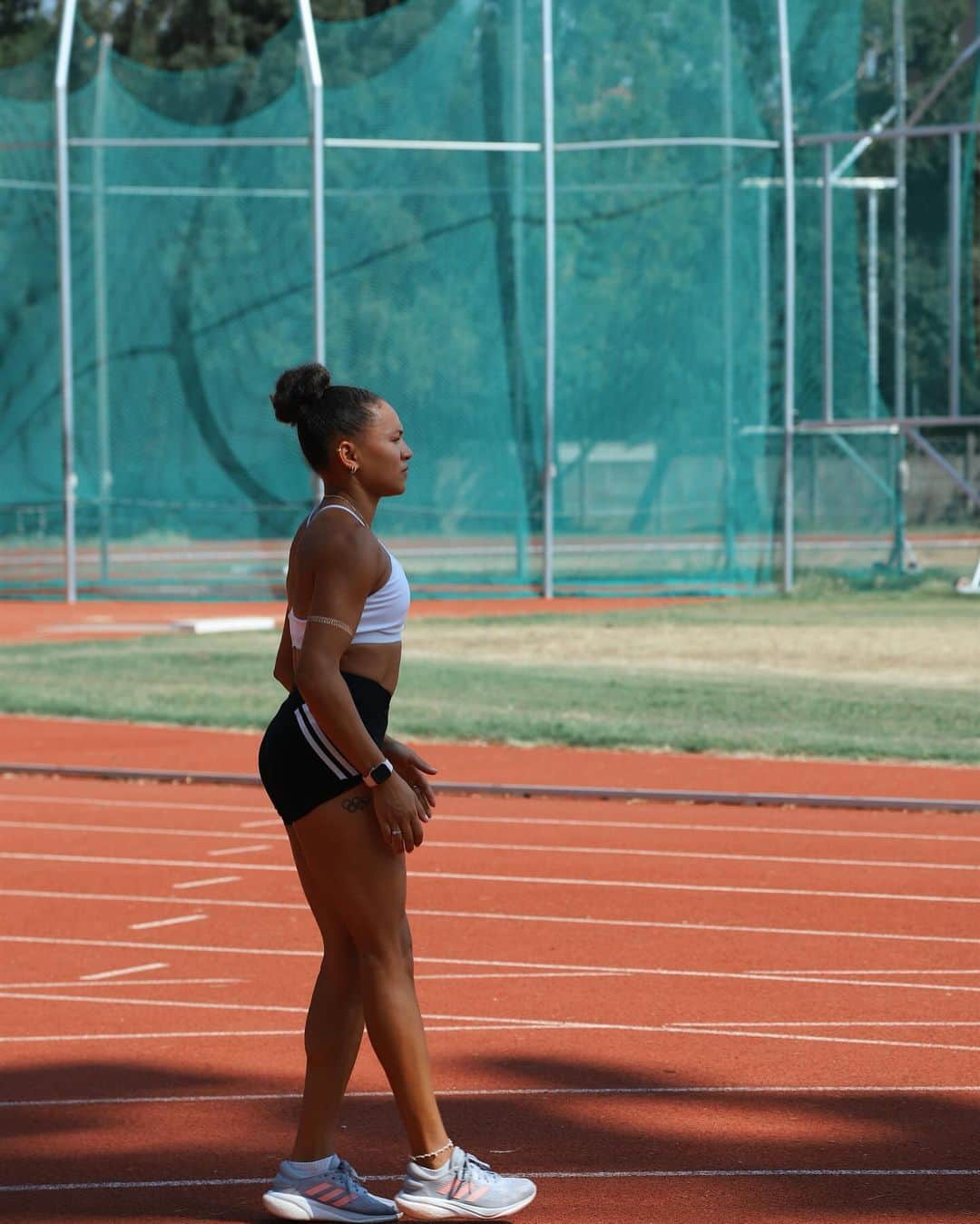 Johanelis HERRERA ABREUさんのインスタグラム写真 - (Johanelis HERRERA ABREUInstagram)「Let’s go for another week of hard work 🚀✨🍀🙏🏽🥵😵‍💫🧚🏽‍♂️  #grateful #letsgetit #workout #work #athlete #athletics #trackgirls #letsmove #moveyourbody #motivation #monday #daje #adidas」10月16日 16時38分 - johanelisherrera
