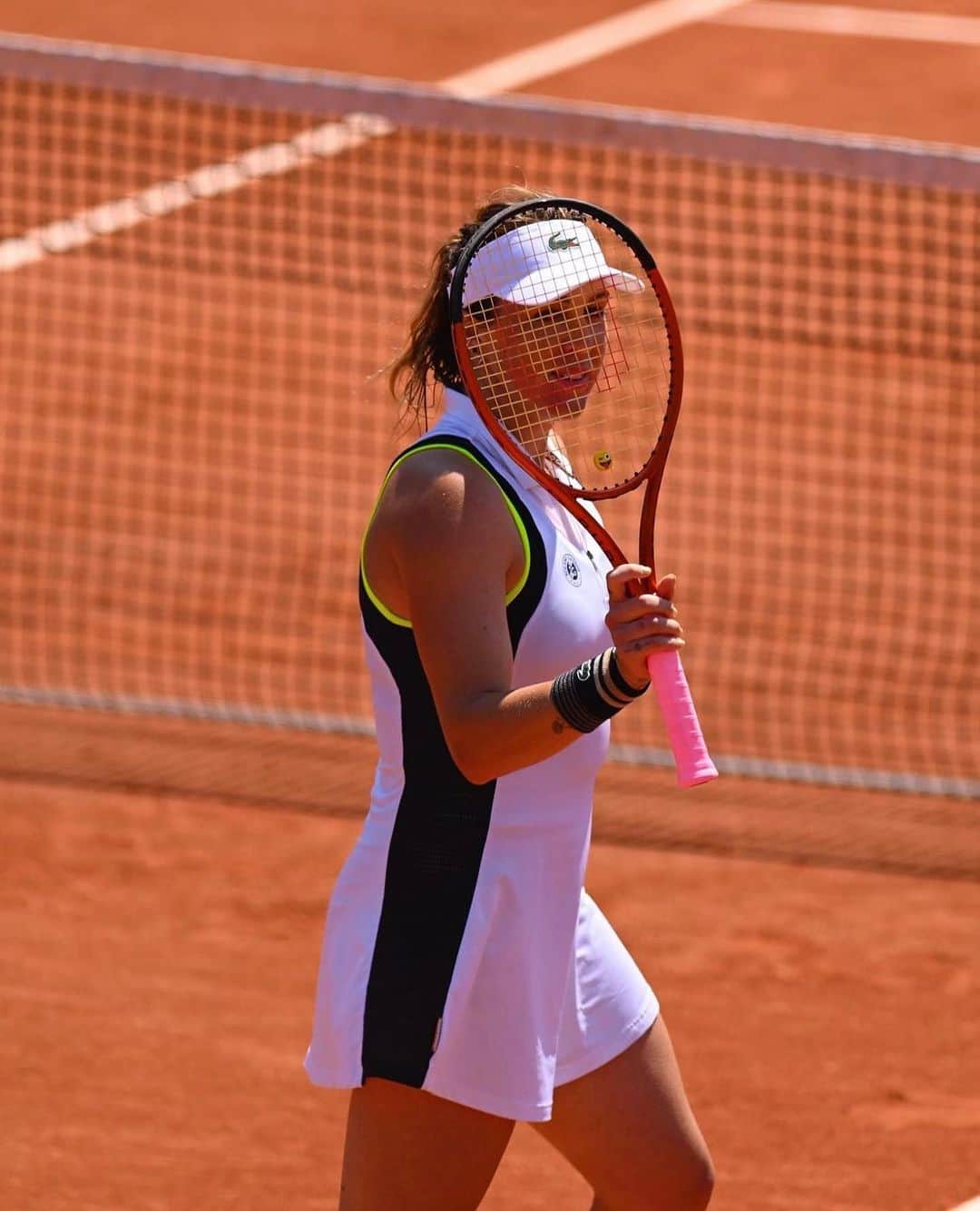 アナスタシア・パブリュチェンコワのインスタグラム：「The season is officially over for me! It’s been definitely one of the toughest one, coming back after a long injury, finding my way back with a lot of ups and downs,fighting and grinding! But a lot of lessons learnt and lot’s of positives taken and learning how to enjoy this sport even more in down moments :) Anyways, appreciate all the support from the fans! And see you next year/season. Meow🧚🏻‍♀️🫶」