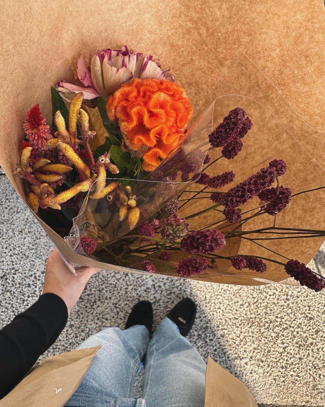樽見麻緒のインスタグラム：「💐🧡💖 久しぶりにお花買った☺️」
