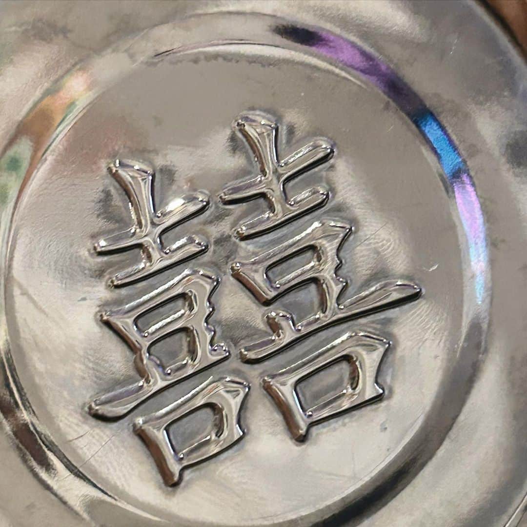 のインスタグラム：「一緒にご飯食べた人、これ喜び喜びって言いながらご飯食べてました。久しぶりのマッコリは浮腫んだ。納めのBBQ参加させてもらってホタテチャージ。」