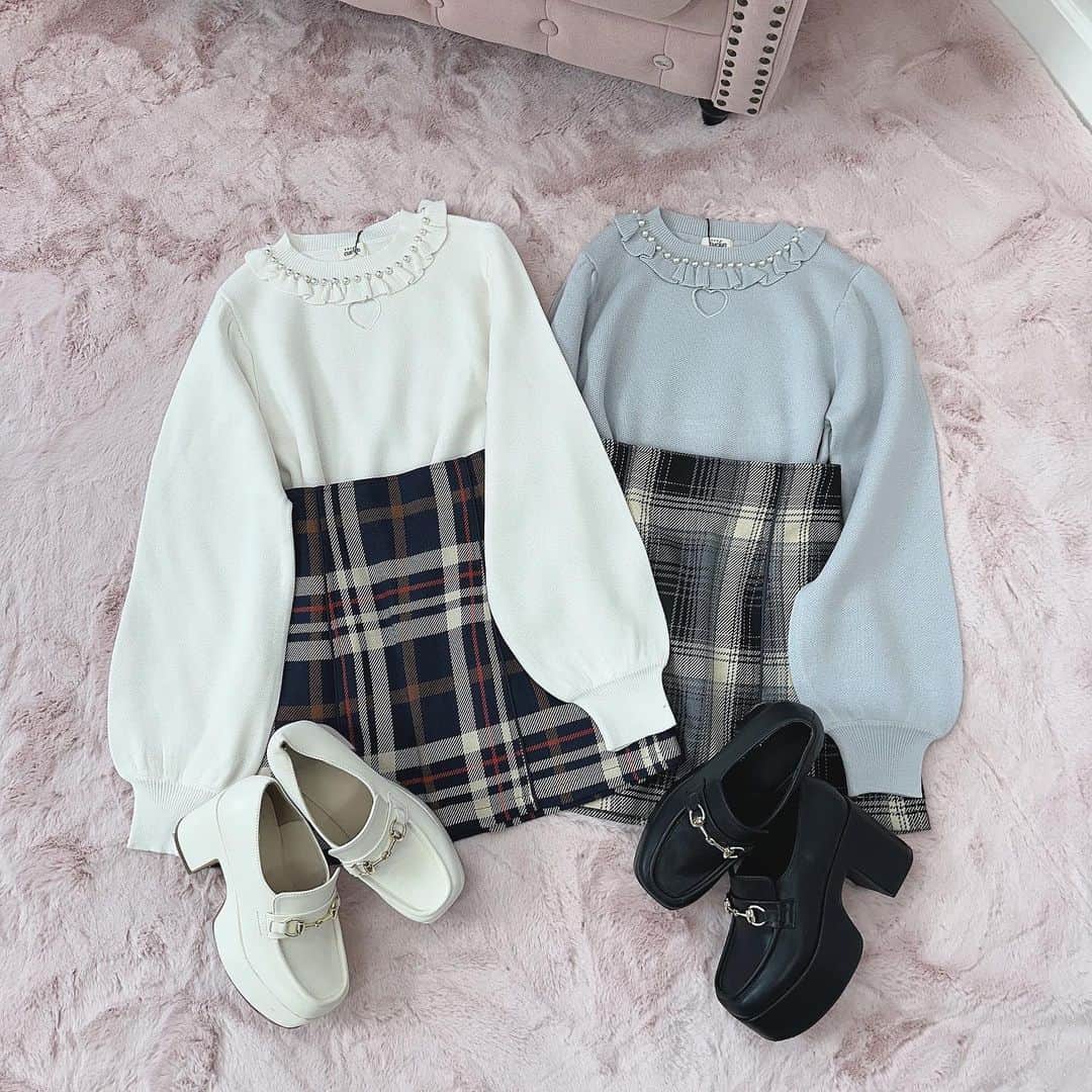 evelynのインスタグラム：「New Coordinate♥︎ ㅤㅤㅤㅤㅤㅤㅤㅤㅤㅤㅤㅤㅤ #チェックミニSK ¥6,900 ㅤㅤㅤㅤㅤㅤㅤㅤㅤㅤㅤㅤㅤ #evelyn #エブリン」