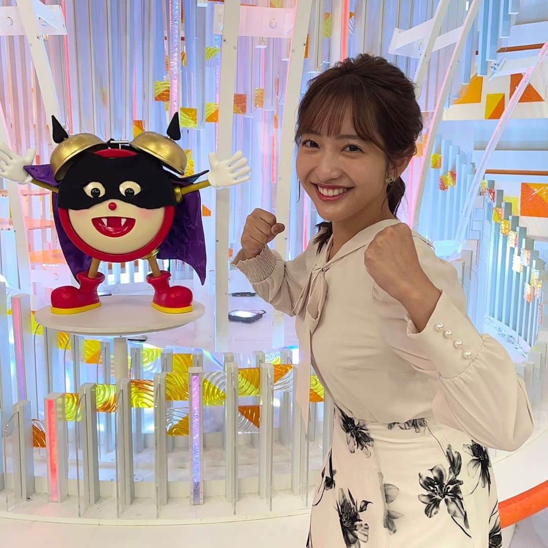 藤本万梨乃のインスタグラム：「* Mr.サンデー、めざましテレビありがとうございました✨ 今週もよろしくお願いします！ 気合だーっ💪 #mrサンデー  #めざましテレビ」