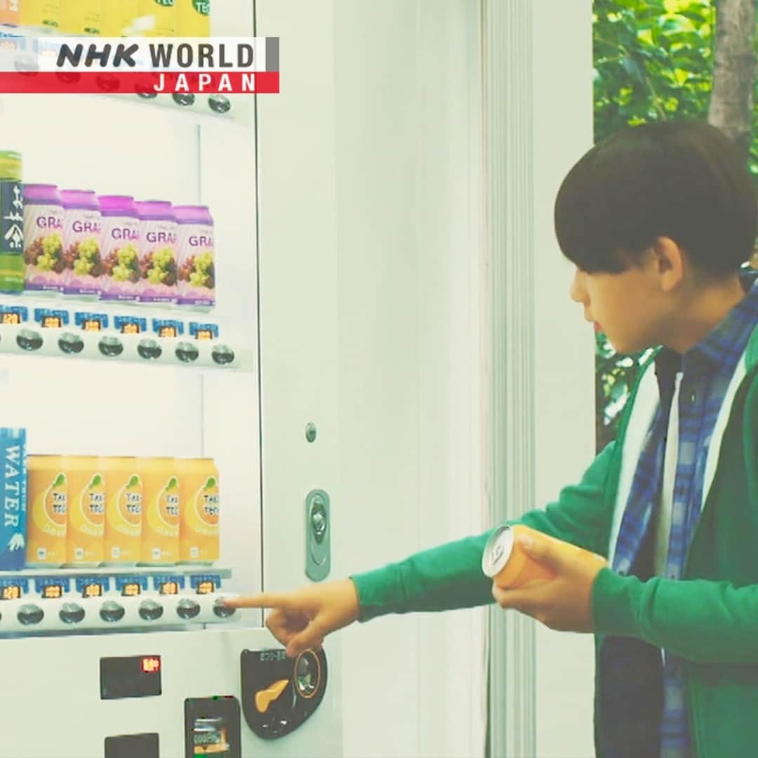 NHK「WORLD-JAPAN」さんのインスタグラム写真 - (NHK「WORLD-JAPAN」Instagram)「Discover the inner workings of a vending machine!⚙️▶️👀  What’s the most unusual thing you’ve bought from a vending machine?🤪 . 👉Learn more about controlling machines｜Watch｜TAKE TECH: Control the Motion｜Free On Demand｜NHK WORLD-JAPAN website.👀 . 👉Tap in Stories/Highlights to get there.👆 . 👉Follow the link in our bio for more on the latest from Japan. . 👉If we’re on your Favorites list you won’t miss a post. . . #vendingmachine #vendingmachineseverywhere #japanvendingmachine #japantech #自動販売機 #jidohanbaiki #goodidea #hightechjapan #digitalelectronics #japantechnology #technologyrocks #taketech #technology #nhkworldjapan #japan」10月17日 6時00分 - nhkworldjapan