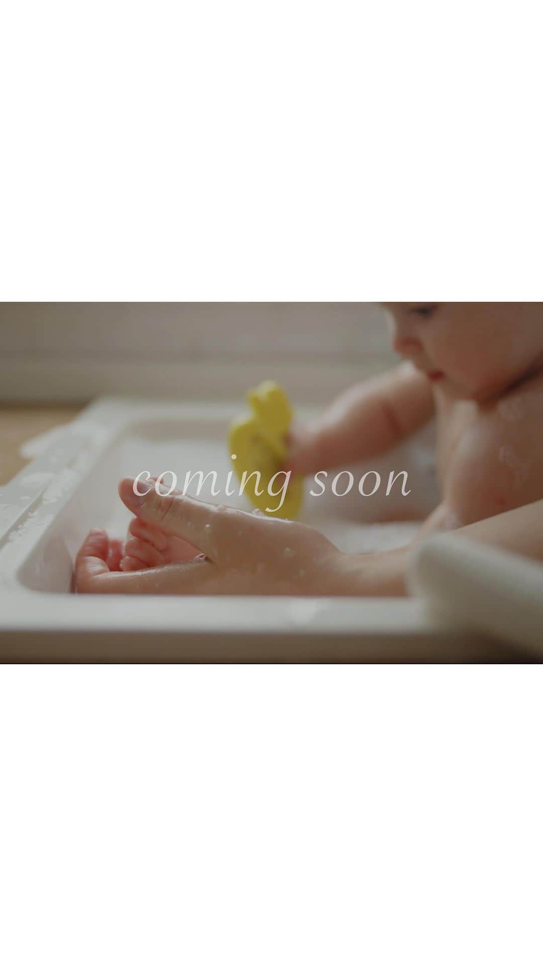 道端アンジェリカのインスタグラム：「coming soon ♡  @ulu._.baby   #ulubaby」