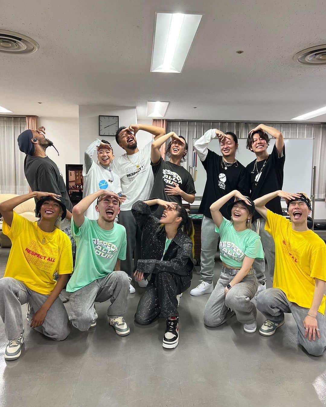 AIのインスタグラム：「川口、松戸と来てくれた皆様ありがとうございました！！！ 皆様の声が最高でした、、、😭  メンバーもスタッフもキッズダンサーの皆様も引き続きよろしくお願いします🔥🔥🔥  そして川口公演出てくれたダンサーのカイトくん @iluvpeoplefromoneself  に感謝とリスペクトです 本当にありがとう！！！  今週は佐賀、熊本、倉敷 いきまっせーーーー🔥🔥🔥🔥🔥  みんなでもりあがろーーーーーー✌️  今日はラジオ収録日です！ レギュラーのnot so different も面白い企画やメール、メッセージも常に募集してますのでラジオも是非聞いてね！かなり面白いです🤣🤣🤣 でわ今日もがんばろう✨」