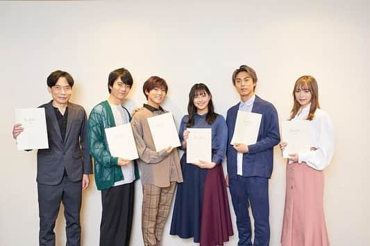 平野綾のインスタグラム：「朗読劇『Nのために』 全公演無事に終演しました。 ⁡ ご観劇いただきありがとうございました。 ⁡ 初めて湊かなえさん作品に携わらせていただき、 全編通して心揺さぶられました。 湊さんの台詞、ストーリーを言霊できて幸せな時間でした。 ⁡ ⁡ 配信チケットでアーカイブをご視聴いただけますので、是非。 ⁡ ⁡ #Nのために #湊かなえ #渡邉美穂 #安井謙太郎 #小野塚勇人 #西山潤 #板倉俊之 #平野綾」