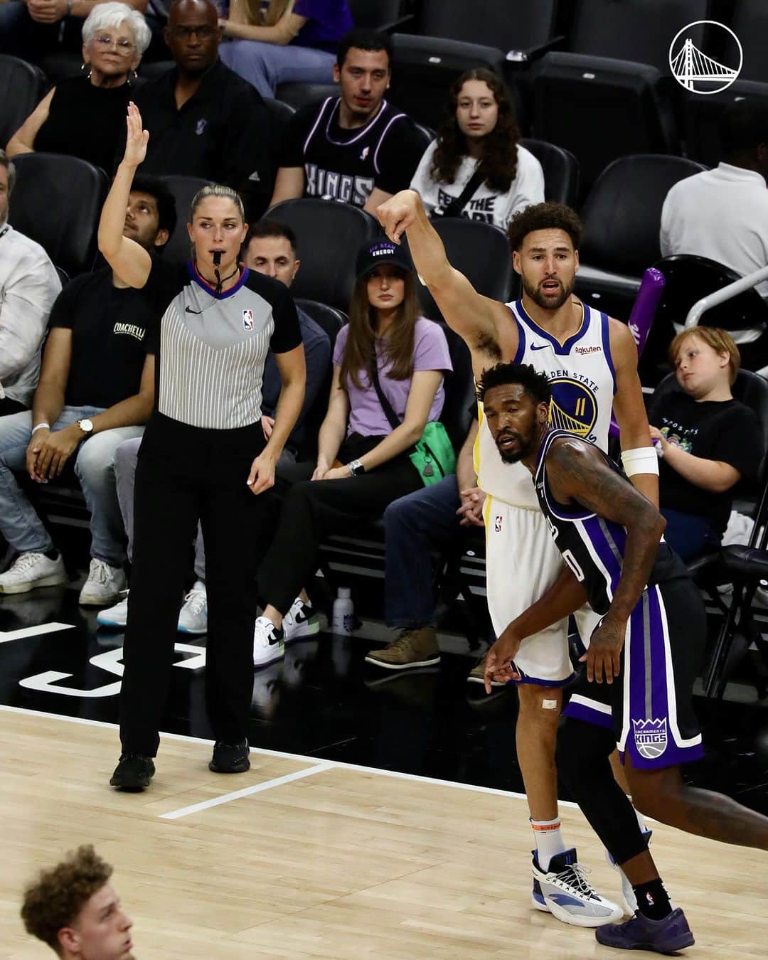 ゴールデンステート・ウォリアーズのインスタグラム：「Not a dribble was taken 👌」