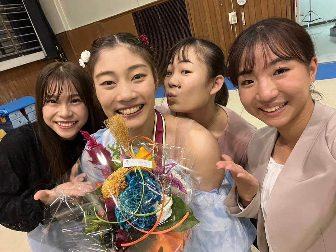 宮川紗江さんのインスタグラム写真 - (宮川紗江Instagram)「2023.10.15 ゆきちゃん引退イベント！  小学生の頃から知り合って15年近く。 一緒に戦ってきたゆき姉のLASTDANCE！ 寂しい気持ちもあるけど、最後演技見ることが出来て良かったです！  明日香ちゃんとの司会進行漫才みたいになってしまったけど、楽しく出来ました😆 不慣れな進行ですみません笑  ゆき姉、第2の人生も頑張ってね💕︎   #演技会 #LASTDANCE #引退 #最強の友」10月16日 11時56分 - sae_gymnast_0910