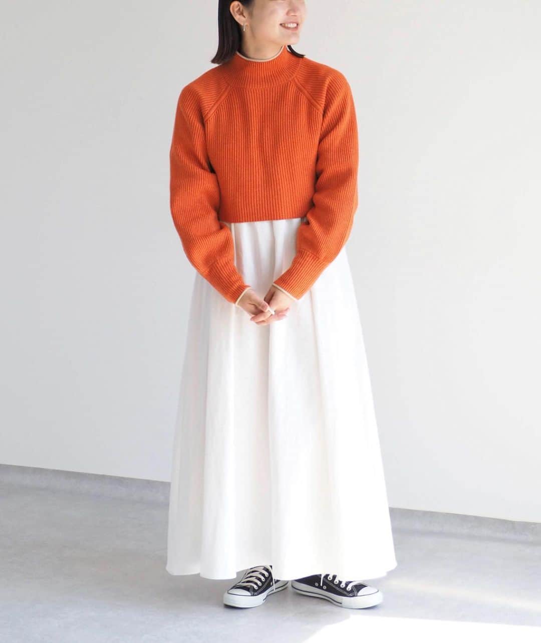 cepoのインスタグラム：「【 NEW ARRIVAL 】  ショート丈のニットと シャツワンピースがセットになった 秋冬ぴったりの着回せるワンピースです👗  バックスタイルまで抜かりなく。 アウターを脱いでもお洒落なアイテム◎  . . . . .  #cepo #セポ #ショートニット #タートルニット #シャツワンピース #2023aw #秋服コーデ #秋冬コーデ #着回しコーデ #大人カジュアル #カジュアルファッション」