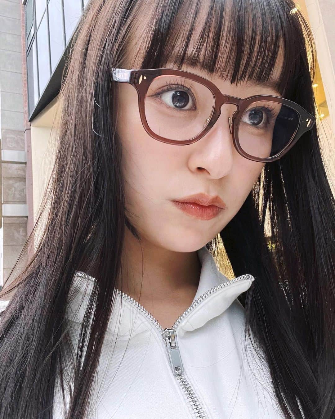 鈴木美羽のインスタグラム：「黒髪の前髪ぱっつん✌️」