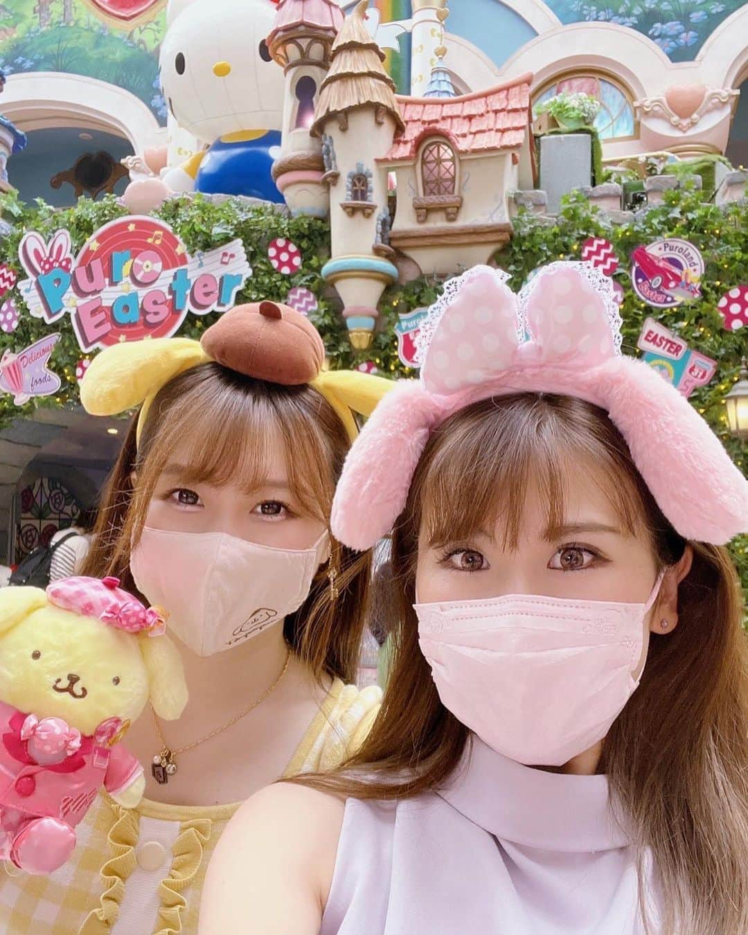 鈴乃八雲さんのインスタグラム写真 - (鈴乃八雲Instagram)「昨年ぽっちゃんとピューロ楽しかった🥰 2人とも#推し と #グリーティング　できた日😍💕 ピューロ行きたいなぁ🥺💓  #マイメロ  #ピューロランド #ピューロ　#puroland #puro  #ポムポムプリン #pompompurin #プリン　#purin #mymelody  #kawaii #cawaii #cute #pretty #可愛い　#かわいい　#可愛 #可愛い物が好き #マイメロディ  #sanrio #sanriocharacters #sanriojapan #sanriolover #サンリオ #サンリオ好きな人と繋がりたい #サンリオキャラクターズ #サンリオ好き #サンリオキャラクターズ」10月16日 13時05分 - yakumo_suzuno