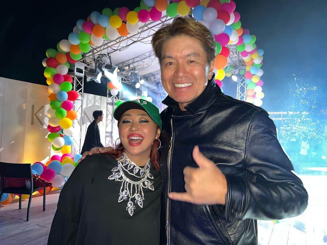 ルナのインスタグラム：「番組「恋セワ」で合コンをPartyと履き違えスパンコールワンピで参戦してしまった私に「ルナの相手はブラザーコンさんくらいじゃないとな！」って言われて以来ご無沙汰ですヒロミ兄さん🙌🏻」