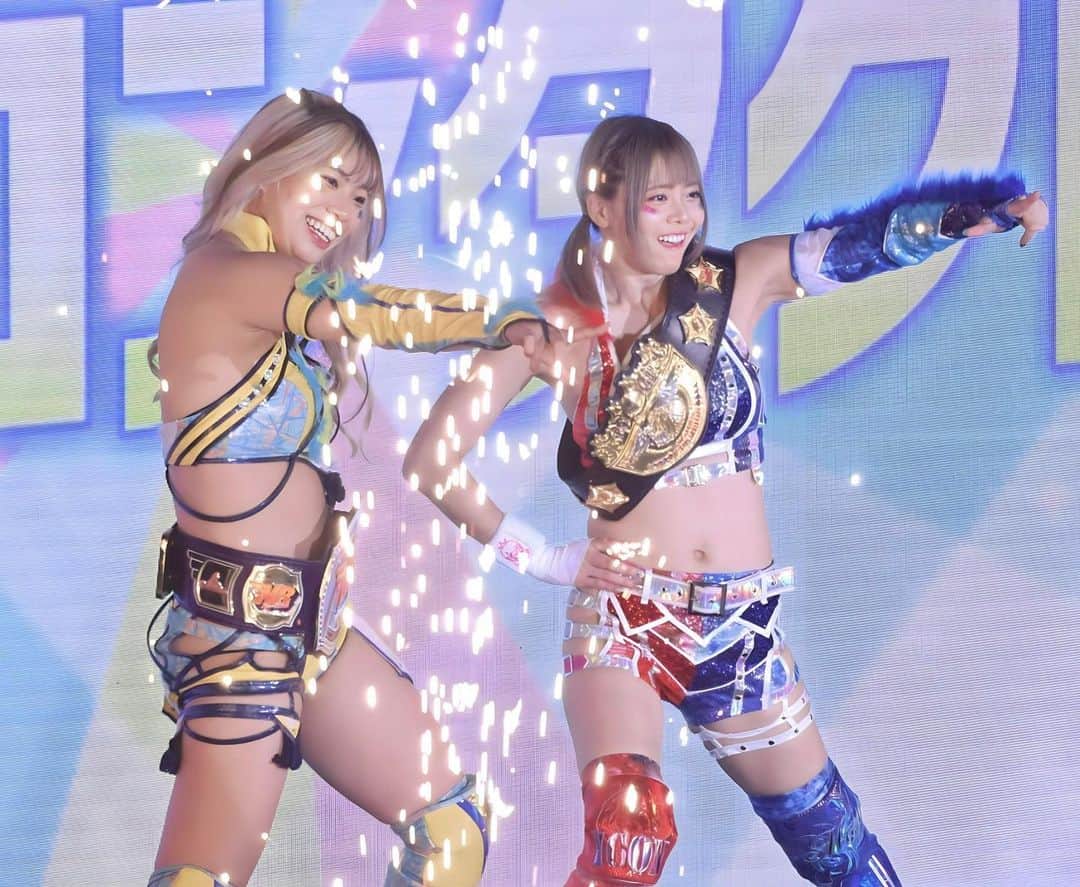 岩谷麻優のインスタグラム：「タッグリーグ開幕!! アイコンタクト🐬」