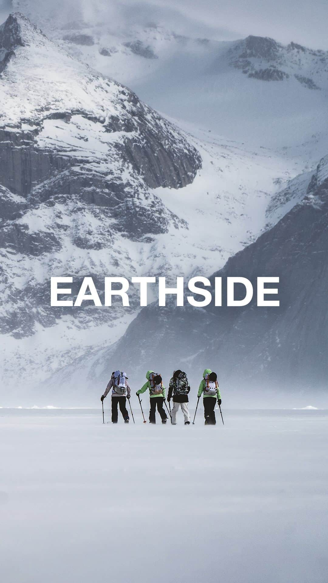 ザ・ノースフェイスのインスタグラム：「The North Face Presents: Earthside, a film celebrating our athletes @hilareenelson, @bretteharrington, @emilyaharrington and @christinalusti, epic first descents, and the trip of a lifetime to Baffin Island, Canada. Watch the film at the link in bio.  In loving memory of Hilaree Nelson, 1972-2022.」