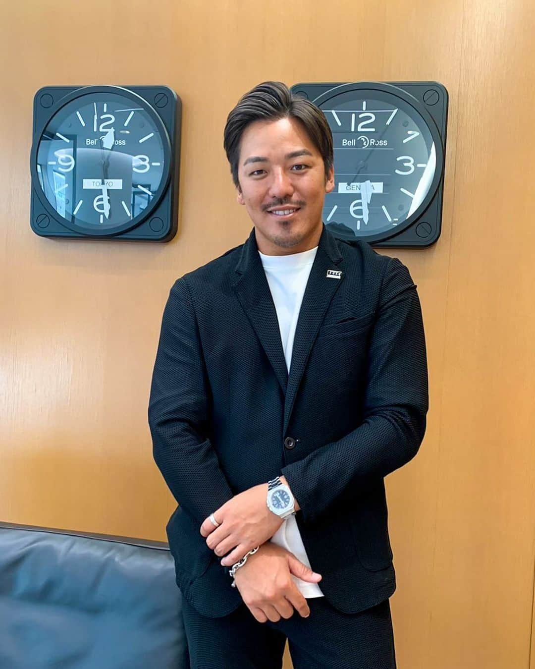 金尾玲生のインスタグラム：「.  I’m join to the @bellross_japan   この度Bell and Ross friend of the brand就任させて頂くことになりました。  着用してるモデルは、BR 05 GMT。 SNSを通じでブランドの魅力を発信できたらなと思います🔥  #bellross  #friendofthebrand #ベルロス」