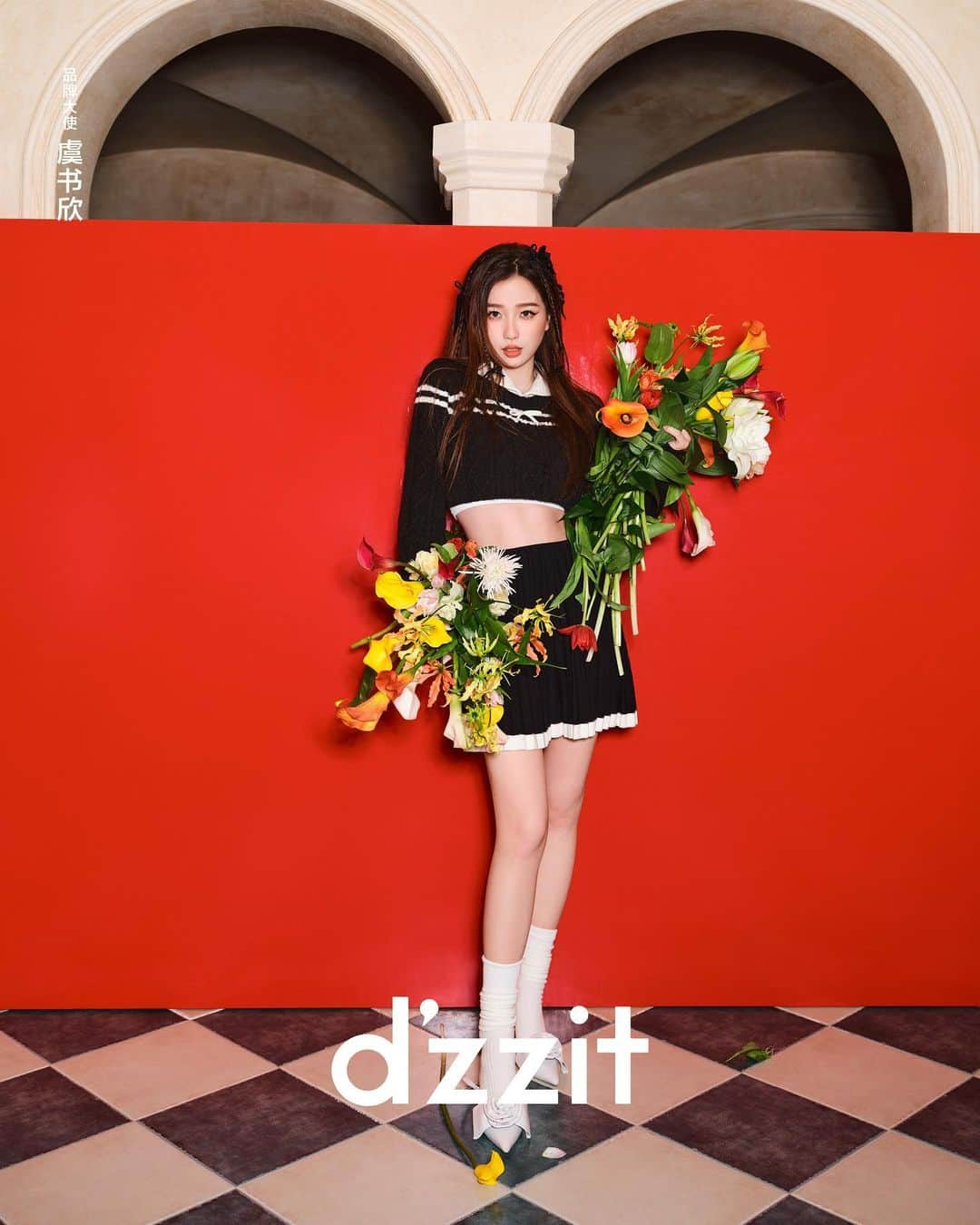 DAZZLE FASHIONさんのインスタグラム写真 - (DAZZLE FASHIONInstagram)「Brand ambassador @estheeerrrrr interprets #dzzit2023WinterCollection .  #dzzit2023WINTER #dzzitisit #dzzitgirl」10月16日 18時01分 - dzzit_official