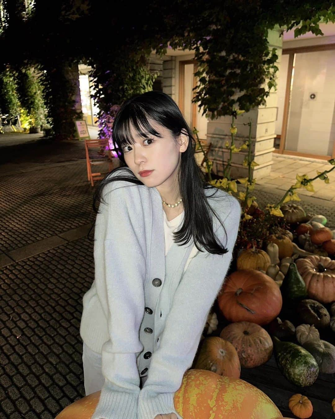 坂井仁香のインスタグラム：「🎃  なんの仮装してほしい？？  #とき宣#坂井仁香#ひとちゃん#超とき宣#超ときめき宣伝部#山梨#山梨観光#笛吹#シャインマスカット#シャインマスカット狩り#フルーツ狩り#山梨旅行#山梨グルメ#アミパリス#八ヶ岳#リゾナーレ#ハロウィン」