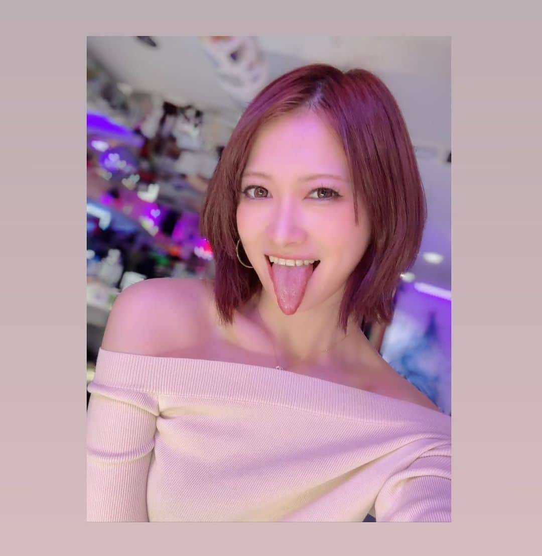 結城るみなさんのインスタグラム写真 - (結城るみなInstagram)「#六本木　#キャバクラ　#sexyactress #大人女優　#グラビア　#前科者　#YouTube #アラサー　#舌フェチ　#歌舞伎町　#クラブ　#サイケ　#街録　#裏社会ジャーニー　#じっくり聞いたろう　#japanesegirl」10月16日 18時32分 - yuki_rumina