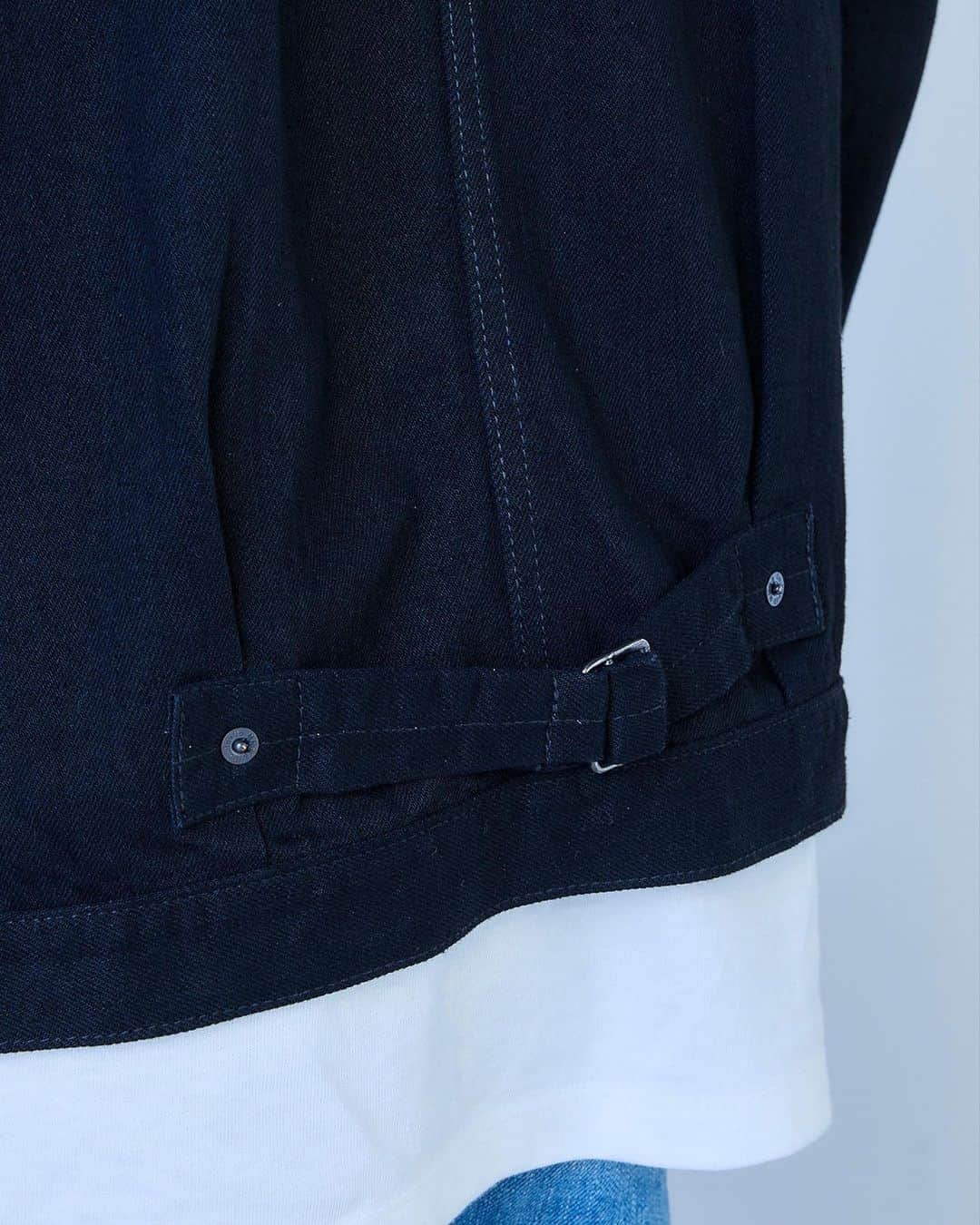 Japanblue Jeansさんのインスタグラム写真 - (Japanblue JeansInstagram)「.  JAPAN BLUE JEANS 2023 Autumn & Winter Collection  OUTER Classic Denim Jacket / 14oz Black Selvedge Denim  その他　参考商品　  @denimlabo_web   #japanblue #japanbluejeans #kojima #Kurashiki #okayama #denim #indigo #aging #madeinjapan #madeinokayama #blackdenim #denimjacket   #ジャパンブルー  #ジャパンブルージーンズ #児島 #倉敷 #岡山 #日本製 #ブラックデニム #gジャン」10月16日 18時59分 - japanbluejeans