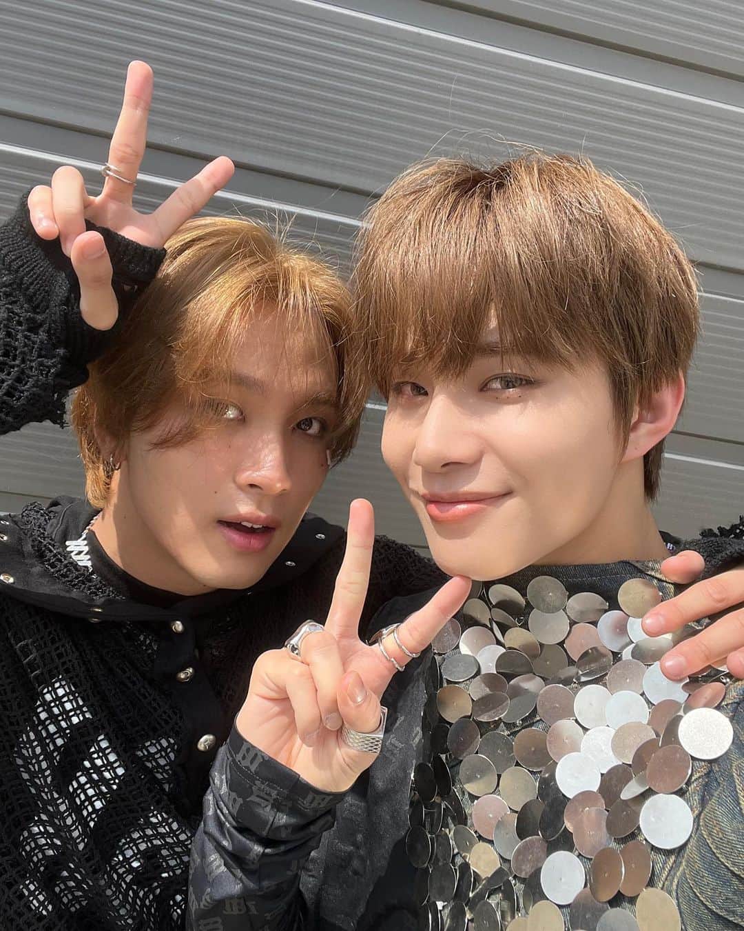 NCT 127さんのインスタグラム写真 - (NCT 127Instagram)「🤎🐻🐶🩶  #HAECHAN #JUNGWOO  #NCT127 #FactCheck #不可思議 #NCT127_FactCheck #NCT127_FactCheck_불가사의 #FactCheck_불가사의_不可思議」10月16日 19時08分 - nct127