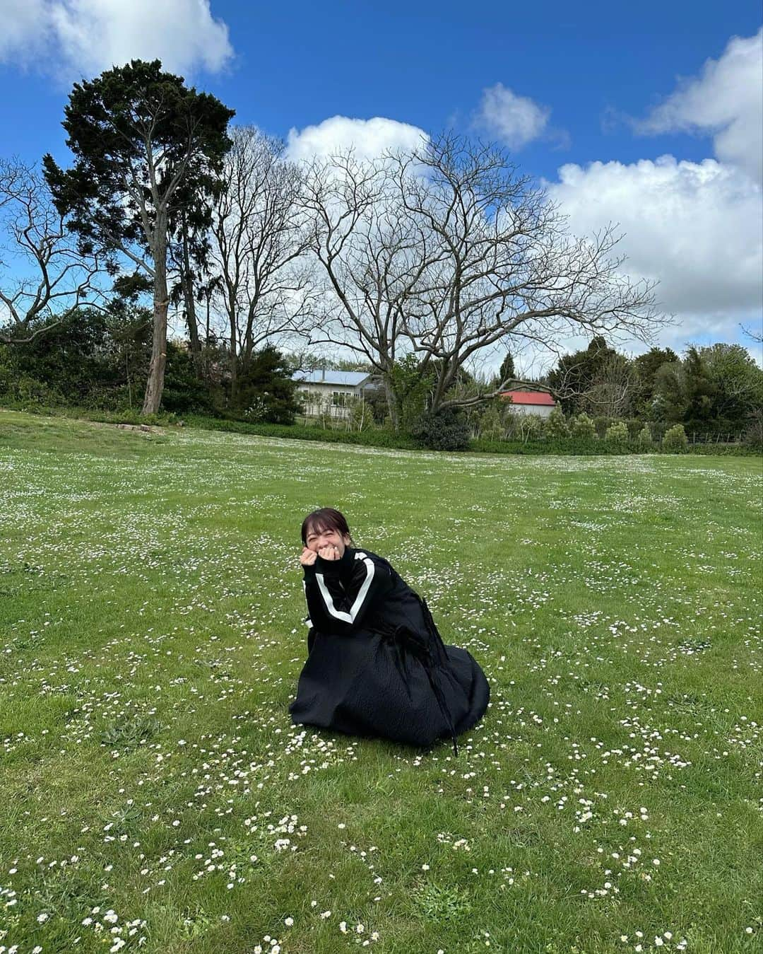 真山りかのインスタグラム：「. ⁡ Always keep smiling ☺️ ⁡ #NZ #まやまにあ ⁡ .」