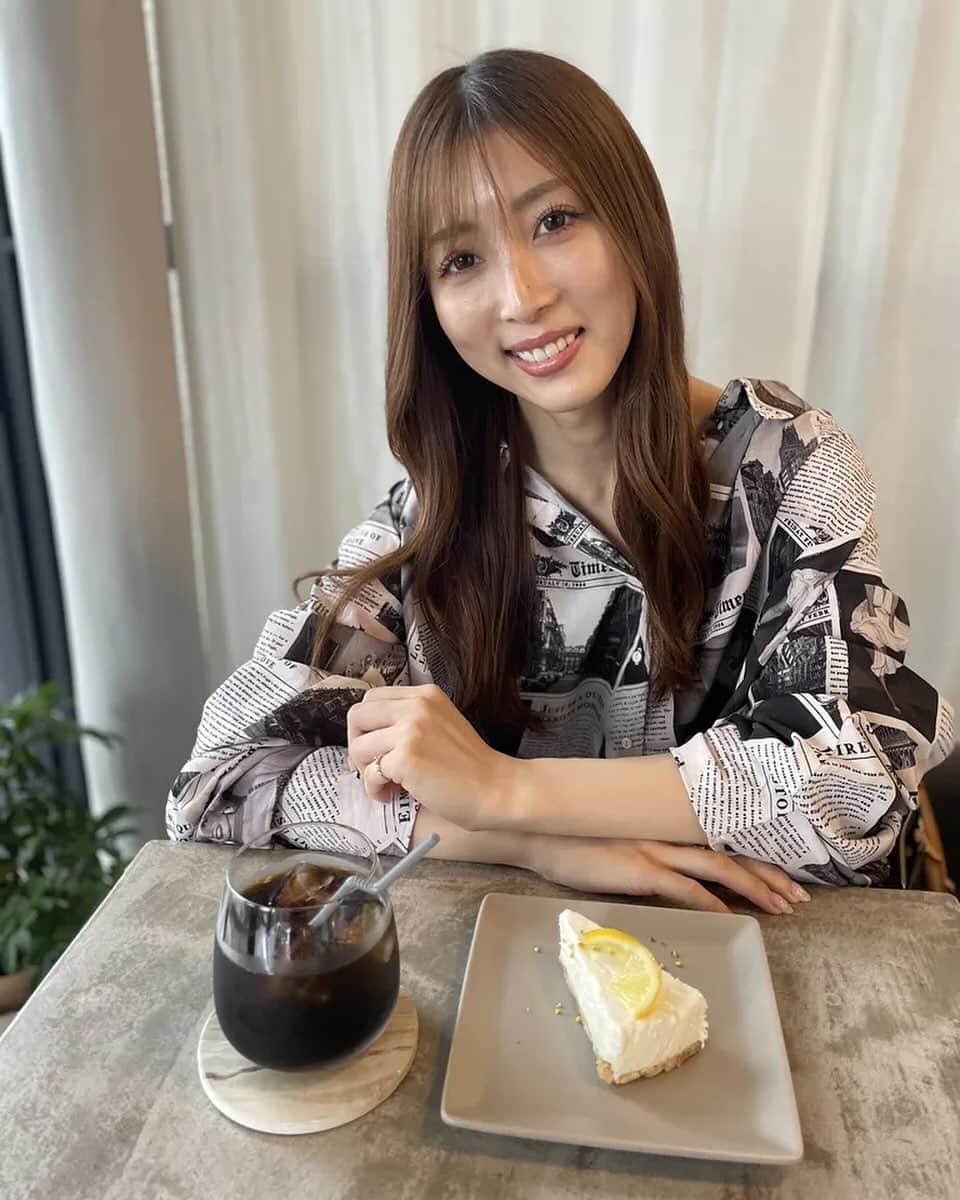 のインスタグラム：「私の一番好きなケーキはなんでしょう🤭」