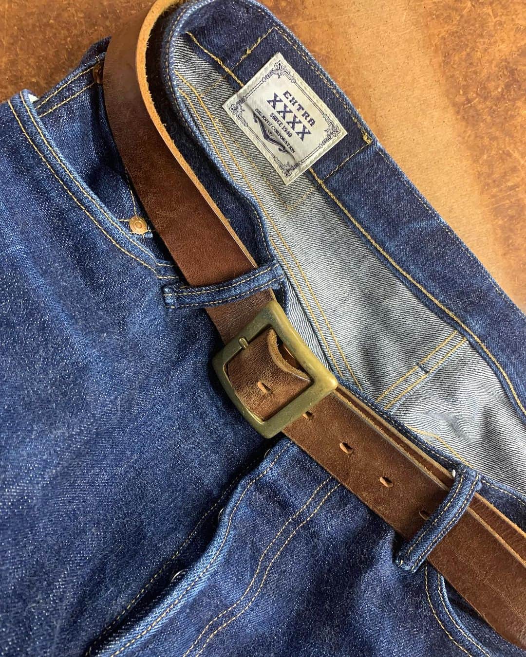 BIG JOHNのインスタグラム：「One of my favorite Jeans   XXXX-EXTRA (本藍) 　 A Pioneer in Japanese Jeans   -BIG JOHN- From KOJIMA to the world.  ◽️TOYOTA @bigjohnshop  @bigjohnjeans  ◽️A pioneer in Japanese Jeans   -BIG JOHN-    from KOJIMA to the world ◽️   TOYOTA (staff)  #BIGJOHN #bigjohn #RARE#倉敷 #KOJIMA #JEANS #jeans #okayama #denim #TOYOTA #kojimajeans#okayamadenim#japanmade#madeinjapan#original #RAREJEANS  #育てる #ビッグジョン #児島　#ジーンズストリート  #岡山県　#365daysoffade #瀬戸大橋　#indigoinvitational 　#最高の色落ち　#坂本藍聖　#XXXXEXTRA  #姫路　#レザー　#ベルト」