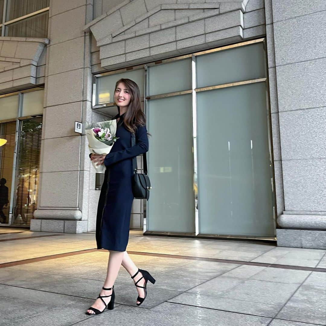 クリスティー麻里子のインスタグラム：「10月3日、30歳になれました♥️ (ちなみに三男は10月４日生まれ🐣)  学生時代思い描いていた 30歳とは程遠いですが…。🤨笑  これからどんな苦難も乗り越えて 自分らしく楽しく生きていきたい！  家族、友達たちが時間を割いて お祝いしてくれてとても嬉しい🥰 ありがとう✨  #30歳 #1993 #30th #birthday」