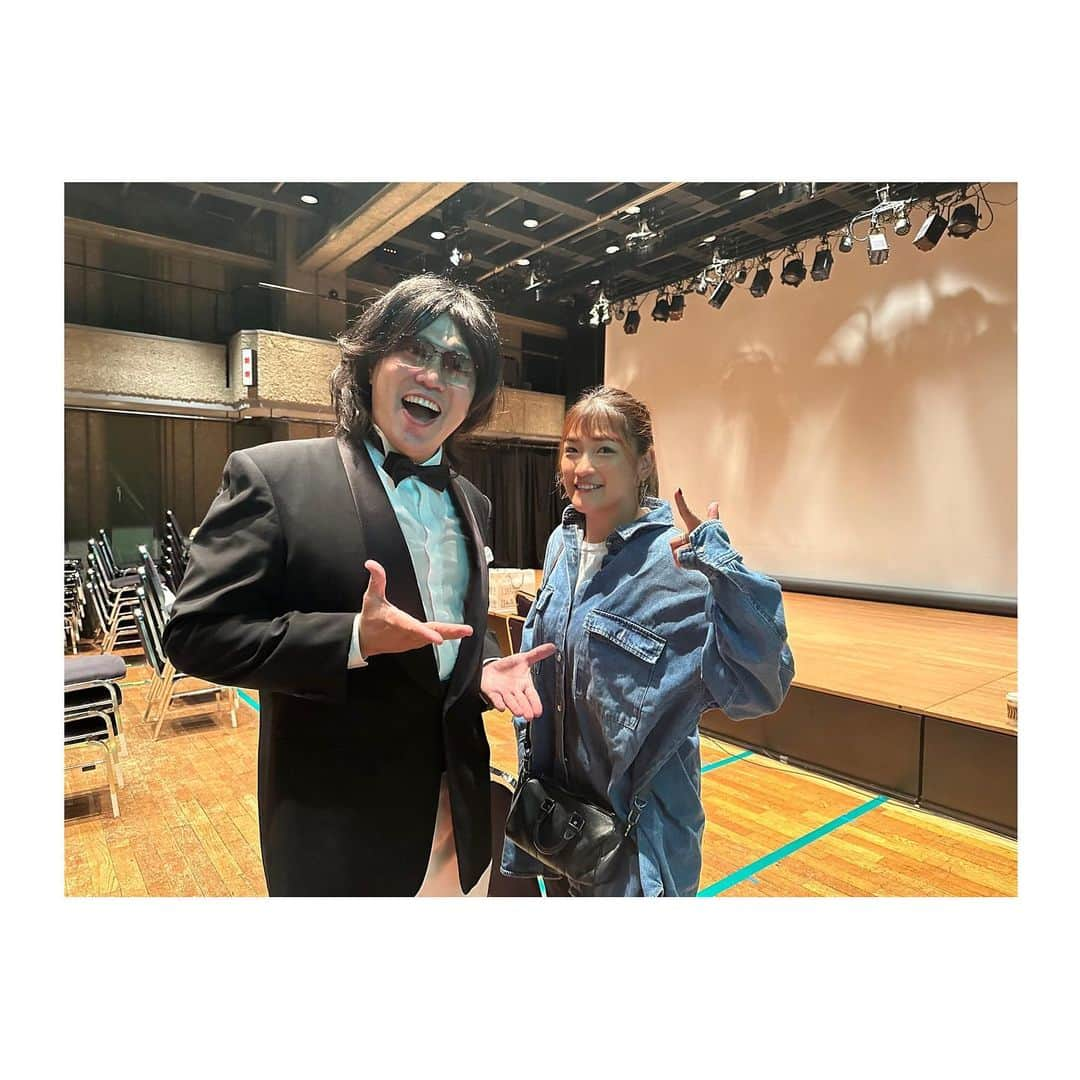 RENA（久保田玲奈）さんのインスタグラム写真 - (RENA（久保田玲奈）Instagram)「昨日はエハラマサヒロさんのお笑いライブ！  『エハラマサヒロのテレビでできないひどいネタライブ』 ゲスト：永野さん、ルシファー吉岡さん  を観に行かせていただきました😂❤️❤️❤️  大好きな布施明さんのネタも見れて 大満足！大爆笑でした！ 笑うと本当に元気になる！！  永野さんにもお久しぶりにお会いでき 全力のシェエエエエエーいただきました🤣笑  ありがとうございました🥹🙏✨✨」10月16日 19時22分 - sb_rena