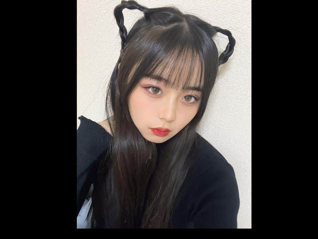 りなさんのインスタグラム写真 - (りなInstagram)「もうすぐハロウィンだから猫耳ヘアと猫目メイクしてみた🐈‍⬛  猫耳ヘア絶対ハロウィンにするべき！！可愛すぎる♡  #Popteen #Popteen専属モデル #fyp #猫目メイク #黒髪 #猫耳ヘア #jk」10月16日 19時34分 - rinakahata121007