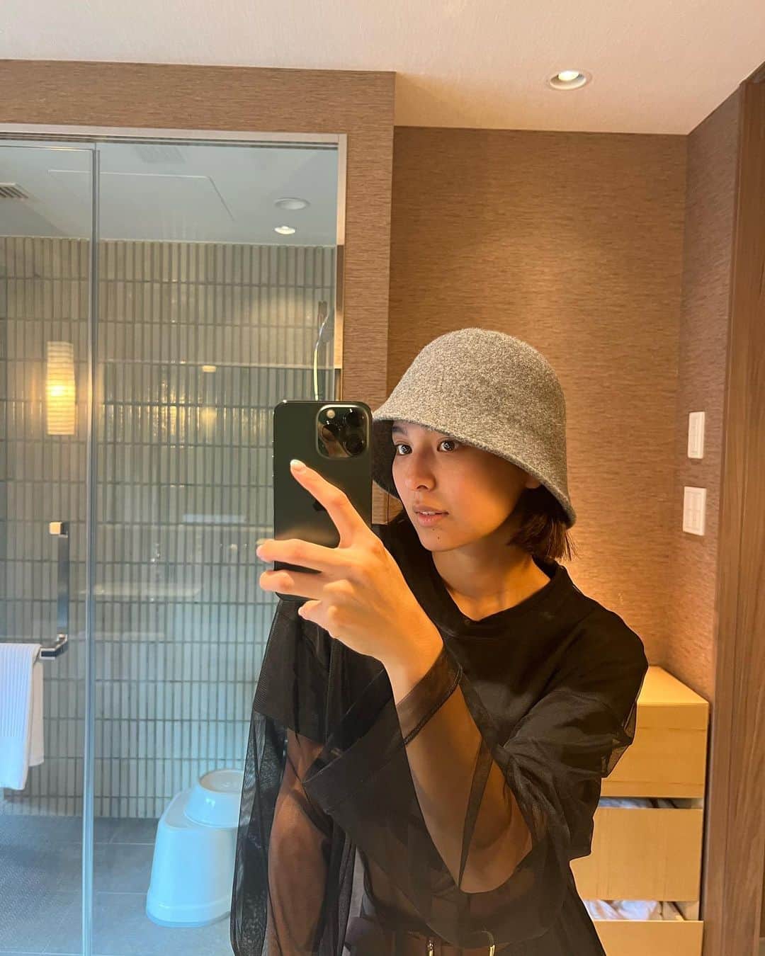 のインスタグラム：「大好きになった京都‼︎  親友の結婚式と家族旅行という 大好きな人達と素敵な時間を過ごす事ができました✨  #写真はオフモード #3泊4日の旅  #京都 #京都旅行」