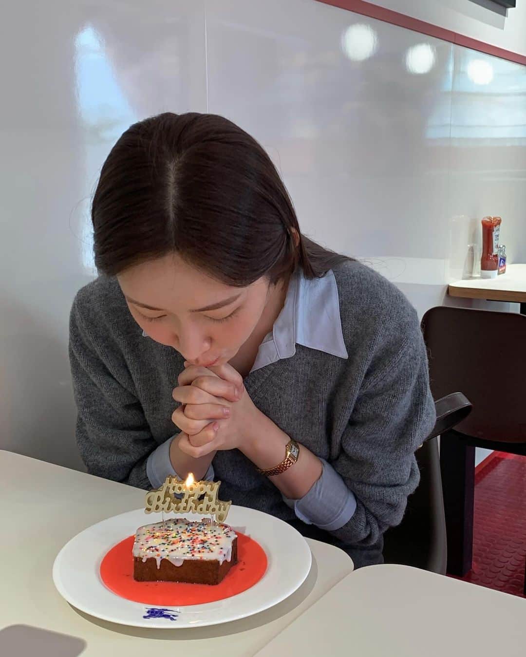 チャ・ジョンウォンさんのインスタグラム写真 - (チャ・ジョンウォンInstagram)「#광고 좋은언니들 덕분에 미리 생일축하고 받고,  핫플도 오고 ♡」10月16日 19時53分 - ch_amii