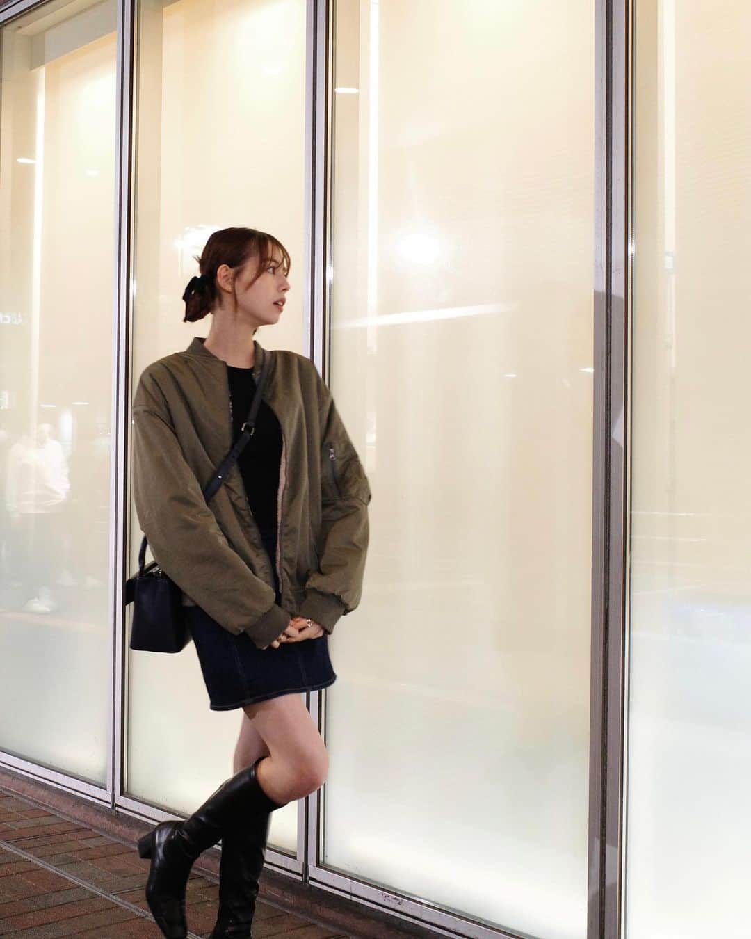 マイヤーズ江玲奈さんのインスタグラム写真 - (マイヤーズ江玲奈Instagram)「@piyoriy_official さんのMA_1💚 リバーシブルで暖かい！この秋冬重宝しそうです‪☺︎‬  #piyoriy #私服 #秋服 #秋服コーデ #ma_1 #ブーツ #ブーツコーデ #ブーツ女子」10月16日 19時59分 - kayanoelena