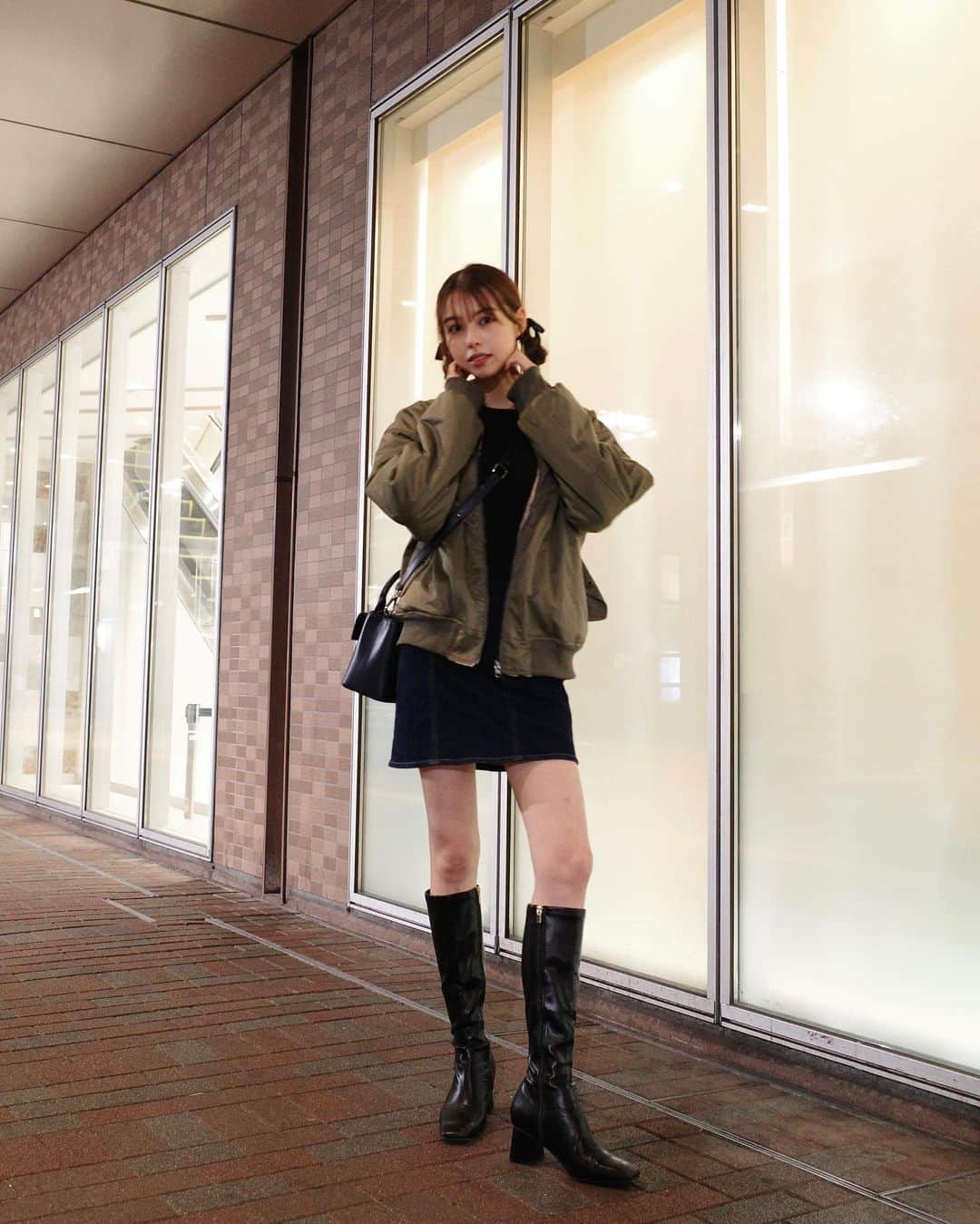 のインスタグラム：「@piyoriy_official さんのMA_1💚 リバーシブルで暖かい！この秋冬重宝しそうです‪☺︎‬  #piyoriy #私服 #秋服 #秋服コーデ #ma_1 #ブーツ #ブーツコーデ #ブーツ女子」