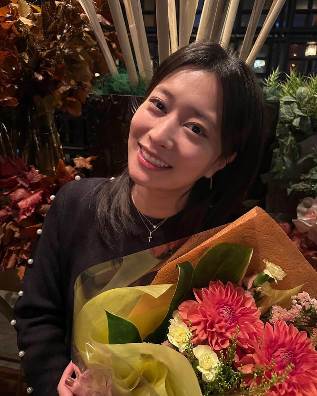 後藤郁のインスタグラム：「Happy Birthday to me🎉  いつも後藤郁を応援していただきありがとうございます😊 皆さまの応援があるからこそ、後藤郁は頑張れます！ ひとりの女性として、ひとりの女優として、これからも邁進して参りますので、どうぞ皆さま、引き続き後藤郁をよろしくお願い致します。  また今週は、かおるの“バースデー週間”ということで、スペシャル企画を準備させていただきました🎁 このあと、21時ごろに企画内容を発表しますので、お楽しみに✨  併せてお知らせで、先月より後藤郁マネジメントチームを発足いたしました。後藤郁に興味のあるエージェントの皆々様、ご連絡お待ちしております♪  #happybirthday」