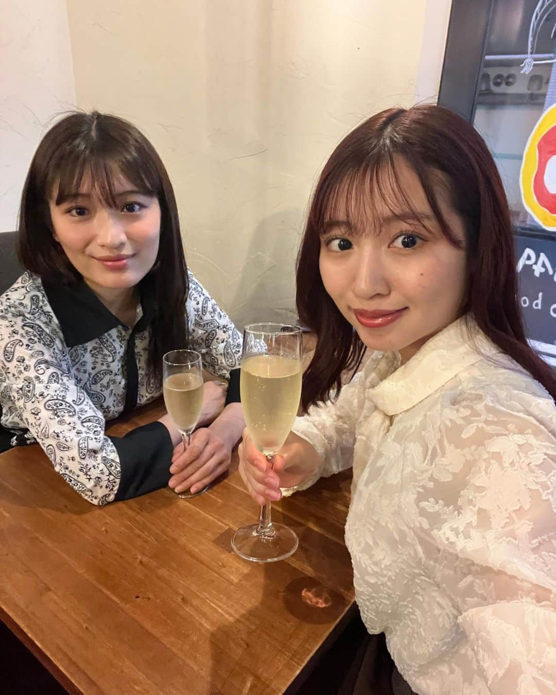 青島妃菜さんのインスタグラム写真 - (青島妃菜Instagram)「久々のかりちゃんだから沢山写真載せちゃうー！😻🤍 かりちゃんのお誕生日お祝いをしてきたよ🥂 話したい事が山のようにあって何度も脱線しながらもちゃんと話せました🤭笑 お誕生日おめでとうー！！！✨ だいすきだよー！！！💞✨」10月16日 20時03分 - hina1226_01