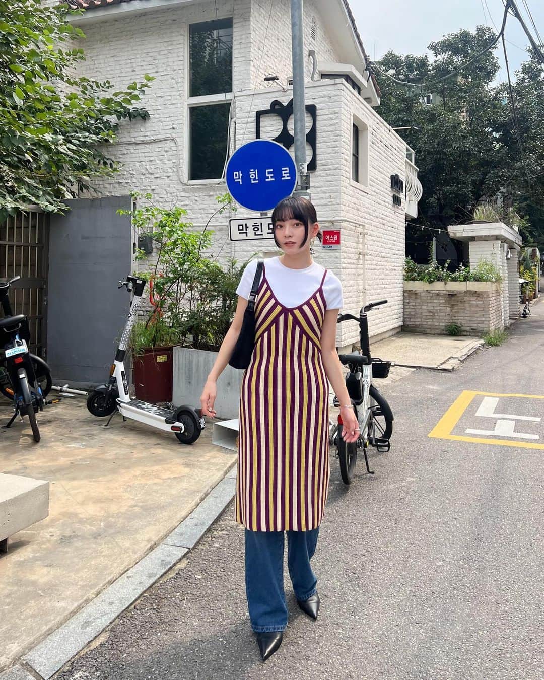 日浦もものインスタグラム：「楽しすぎた韓国part1🇰🇷 3枚目のコーデはほとんど現地調達なの😉♡」