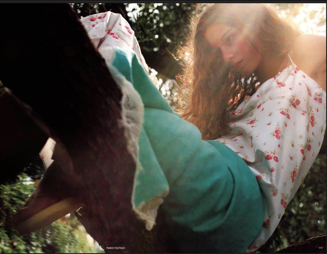 シー ニューヨークのインスタグラム：「Gisele by Mario Testino - Vogue UK 1999」